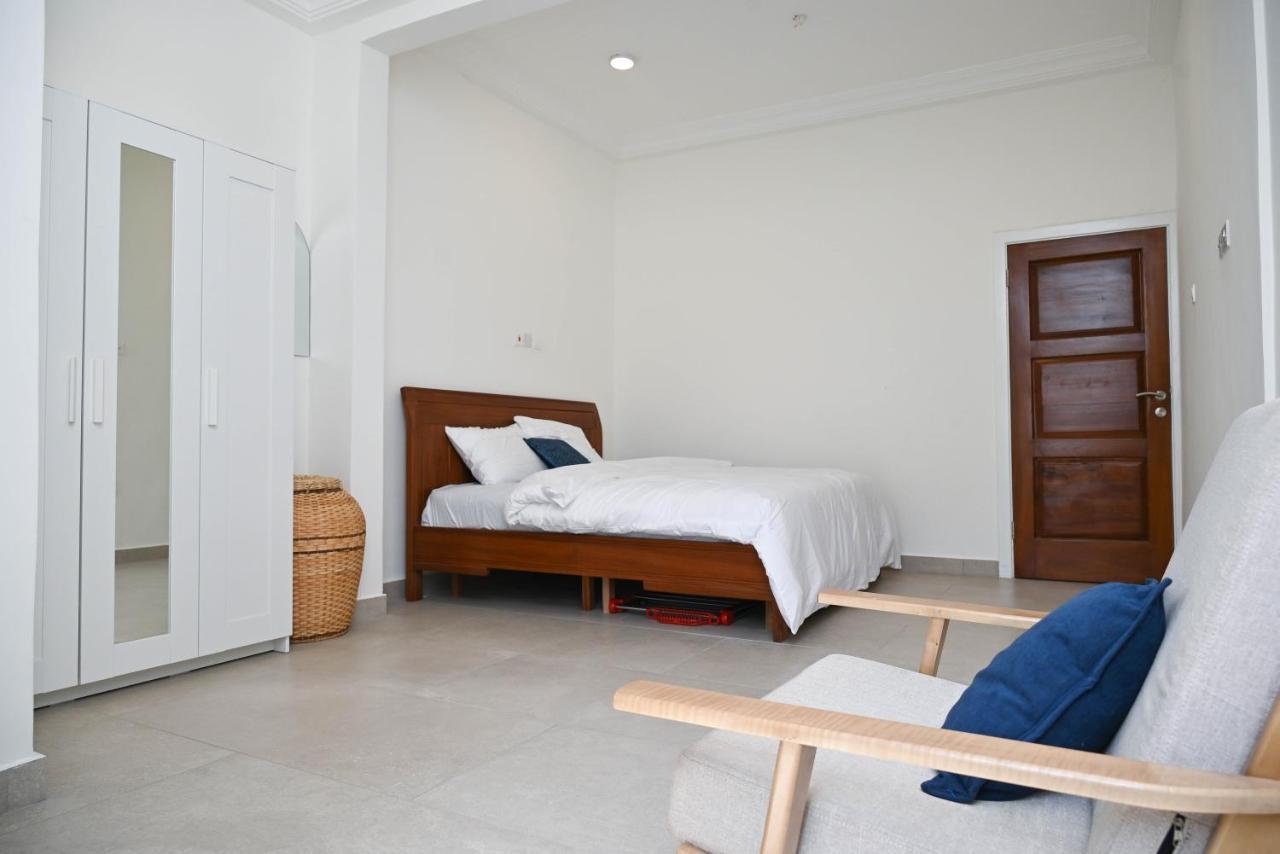 Lokko Serene Accra Exteriör bild