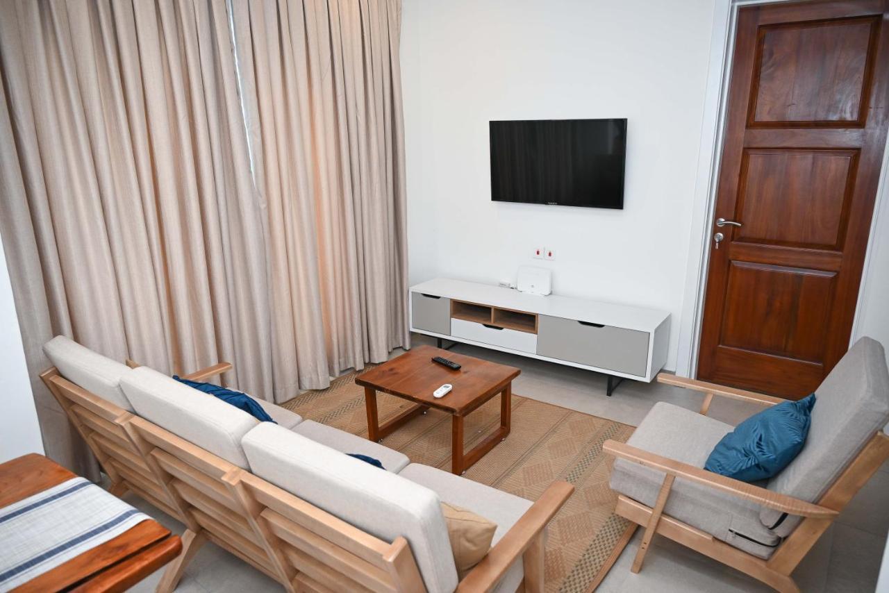 Lokko Serene Accra Exteriör bild